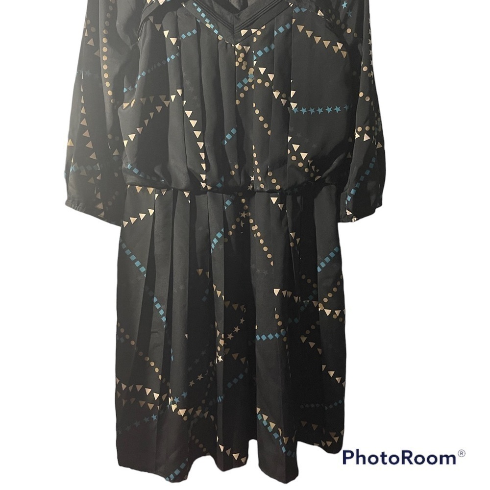 Jessica Simpson Women Size 10 Geometric Star Pleated Black Dress - Picture 2 of 5